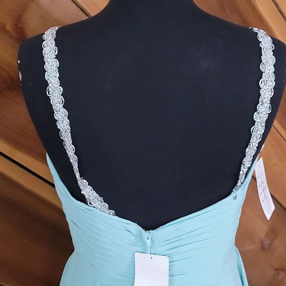 NEW! Allure Prom / Formal Mint Long Dress - Picture 5 of 9